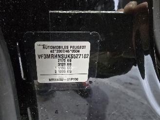 Peugeot 5008 1.2 PureTech Crossway Avantage picture 22