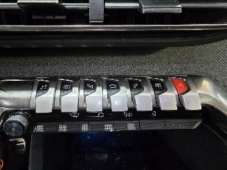 Peugeot 5008 1.2 PureTech Crossway Avantage picture 38