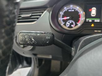 Skoda Octavia 1.0 TSI Greentech Style Business picture 28