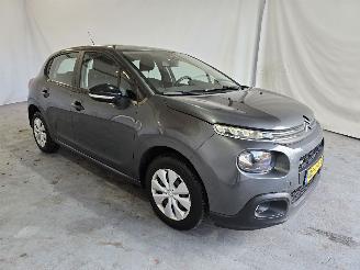 Damaged car Citroën C3 1.2 PureTech Feel 105g 2017/10