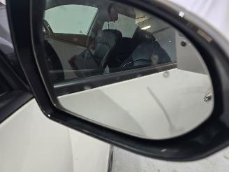 Kia e-Niro 64 KWh ExecutiveLine picture 12