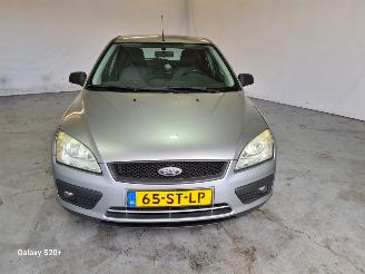 Ford Focus 1.6-16V First Edition picture 2