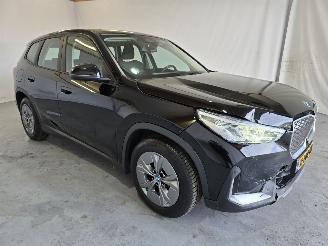 skadebil auto BMW iX1 eDrive20 67 kWh 2023/12