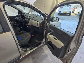 Dacia Lodgy 1.2 TCe Prestige 5p picture 15