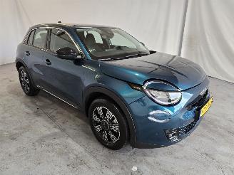 Schadeauto Fiat 600 1.2 Hybrid Urban 2025/5