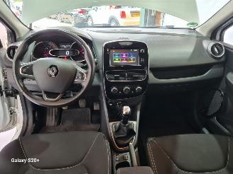 Renault Clio Estate 1.5 dCi Ecoleader Limited picture 20