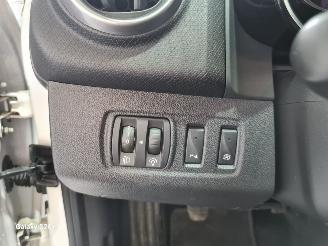 Renault Clio Estate 1.5 dCi Ecoleader Limited picture 22