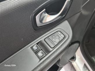 Renault Clio Estate 1.5 dCi Ecoleader Limited picture 21