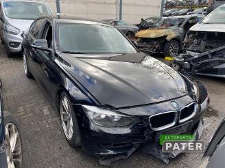 BMW 3-serie 3 serie (F30), Sedan, 2011 / 2018 320i 2.0 16V picture 2
