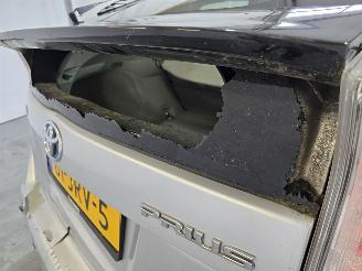 Toyota Prius 1.8 Executive picture 12