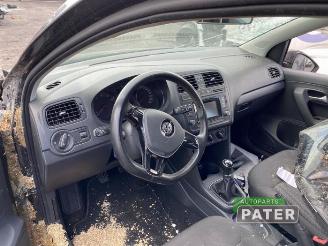 Volkswagen Polo Polo V (6R), Hatchback, 2009 / 2017 1.0 12V BlueMotion Technology picture 5