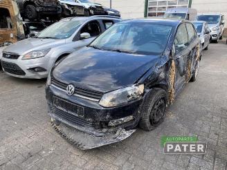 disassembly passenger cars Volkswagen Polo Polo V (6R), Hatchback, 2009 / 2017 1.0 12V BlueMotion Technology 2015/4