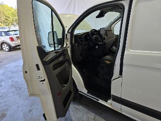 Ford Transit Custom 320 2.0 TDCI L2H2 Tr picture 15