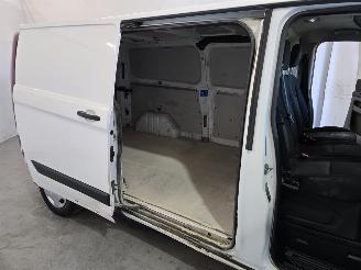 Ford Transit Custom 320 2.0 TDCI L2H2 Tr picture 13