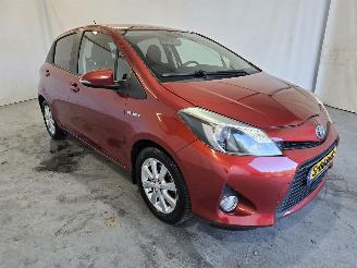 Unfallwagen Toyota Yaris 1.5 Full Hybrid 2014/4