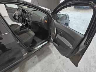 Dacia Logan 0.9 TCe Lauréate picture 15