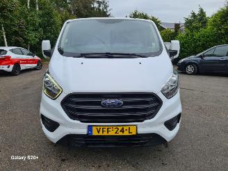 skadebil bedrijf Ford Transit Custom 2.0 TDCI 1h2L 2018/4