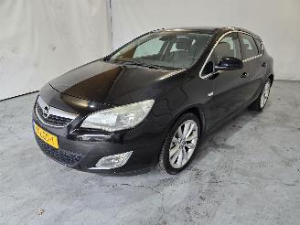 Opel Astra 1.6 Cosmo picture 3