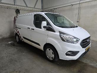 krockskadad bil bedrijf Ford Transit CUSTOM 2019/8
