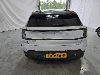 Volvo EX30 Single Motor Extended Range Plus 69 kWh picture 6