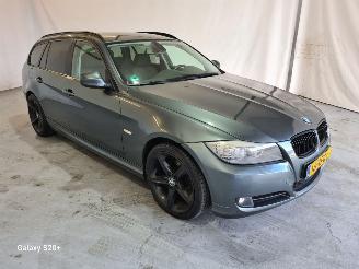 Schadeauto BMW 3-serie Touring 318i Business Line 2010/8