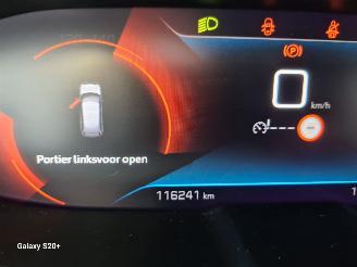 Peugeot 5008 1.2 PT BL. Allure picture 25