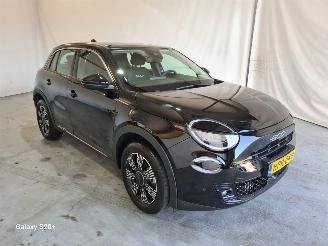 damaged passenger cars Fiat 600 1.2 Hybrid Urban 2025/5