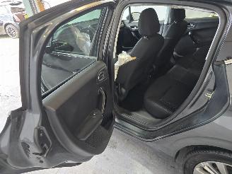 Peugeot 208 1.2 PureTech Allure picture 20