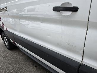 Ford Transit 310 2.0 TDCI L3H2 Ambiente picture 9