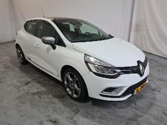 skadebil auto Renault Clio 0.9 TCe Bose 2018/3