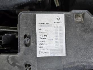 Renault Clio 0.9 TCe Limited picture 13