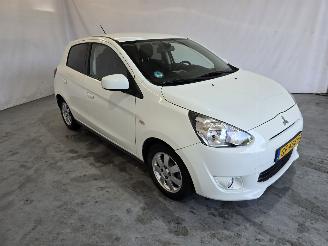 uszkodzony samochody osobowe Mitsubishi Space-star 1.0 Bright 2015/5