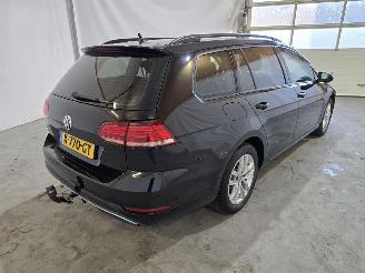 Volkswagen Golf 1.6 TDI Highline DSG picture 7