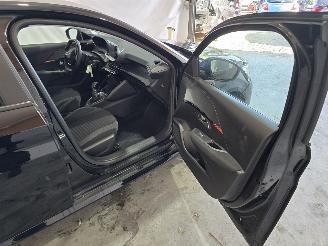 Peugeot 208 1.2 PureTech 75 Active picture 20