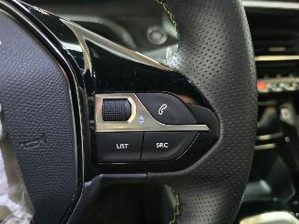 Peugeot 208 1.2 PureTech GT-Line picture 31