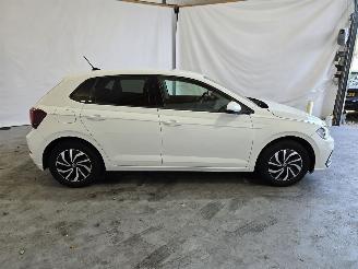 Volkswagen Polo 1.0 TSI Life picture 8