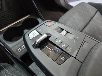 BMW iX1 xDrive30 Launch Edition 67 kWh picture 42