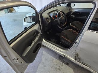Citroën C1 1.0 VTi Feel picture 21