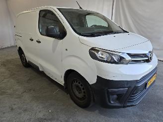 skadebil bedrijf Toyota Proace Compact 1.6 D-4D Cool Comfort 2017/1
