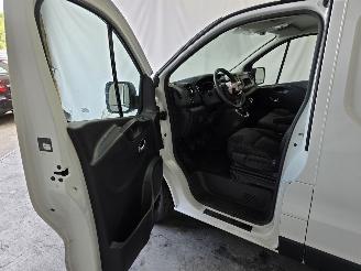 Renault Trafic 2.0 dCi 120 T29 L1H1 Luxe picture 20