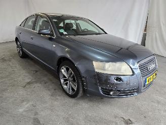uszkodzony samochody osobowe Audi A6 2.4 ProLine 2006/11