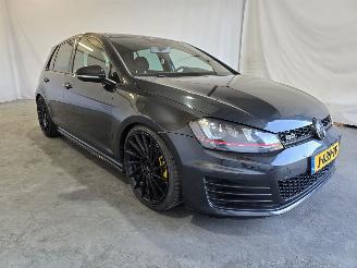 krockskadad bil auto Volkswagen Golf 2.0 TSI GTI 2013/6
