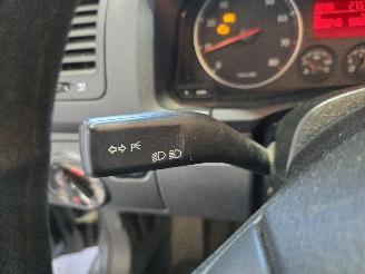 Volkswagen Golf 1.6 FSI Trendline picture 23