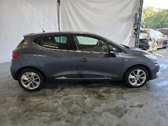 Renault Clio 0.9 TCe Limited picture 8