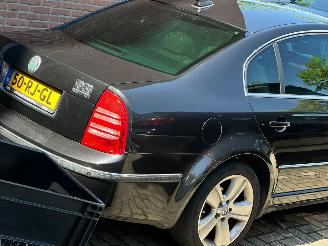 Skoda Superb 2.8 V6 Elegance picture 6