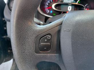 Renault Clio 0.9 TCe Eco2 Expression picture 26