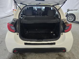 Toyota Yaris 1.5 Hybrid Dynamic picture 20