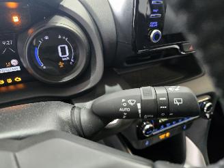 Toyota Yaris 1.5 Hybrid Dynamic picture 28