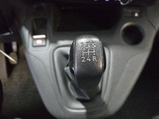 Peugeot Partner 1.5 BlueHDI Premium picture 31