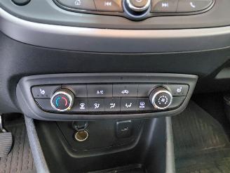 Opel Crossland X 1.2 120 J. Edition picture 32